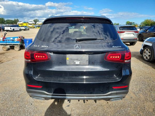 2021 MERCEDES-BENZ GLC
