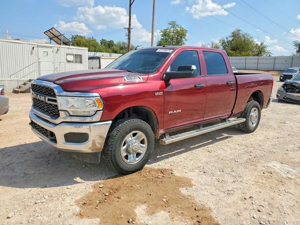 2022 RAM 2500 Tradesman — Front 3/4