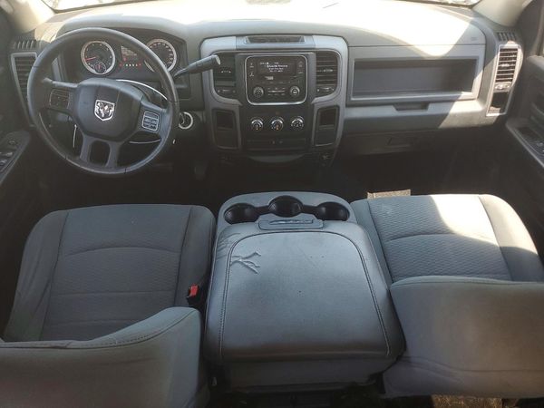 2014 RAM 1500 ST