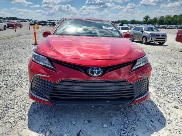 2024 TOYOTA CAMRY