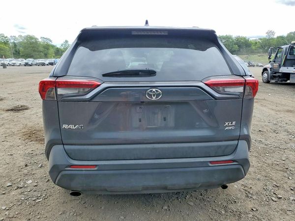 2020 TOYOTA RAV4