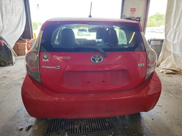 2013 TOYOTA PRIUS