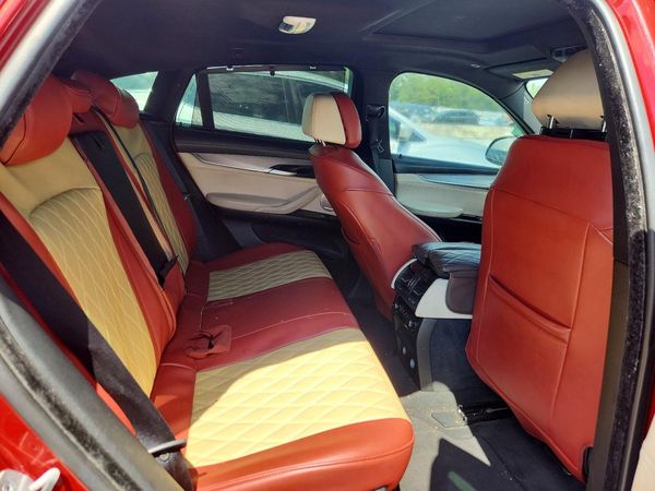 2015 BMW X6 xDrive50i