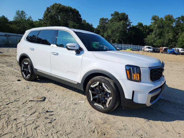 2025 KIA TELLURIDE S — Passenger 3/4