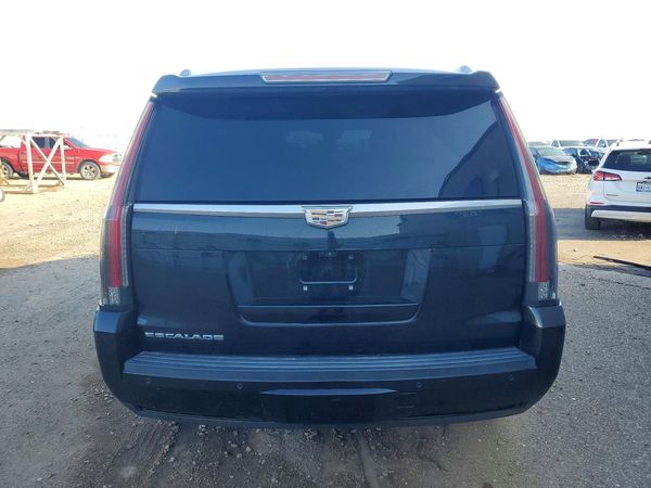 2017 CADILLAC ESCALADE