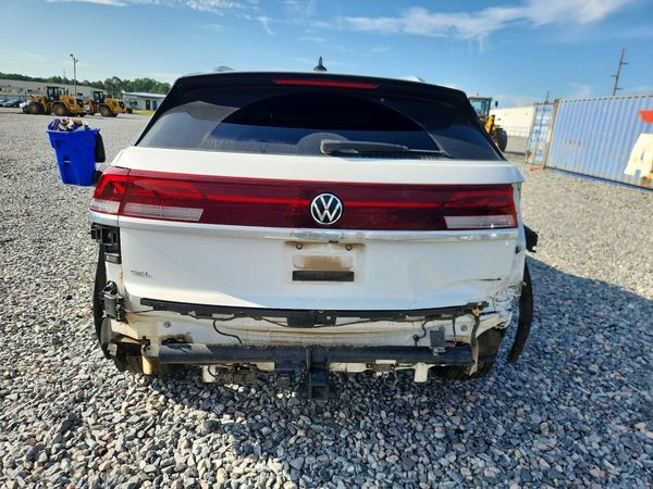 2024 VOLKSWAGEN ATLAS CROSS SPORT