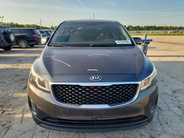 2017 KIA SEDONA LX