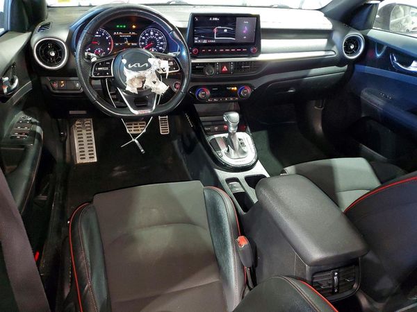 2022 KIA FORTE