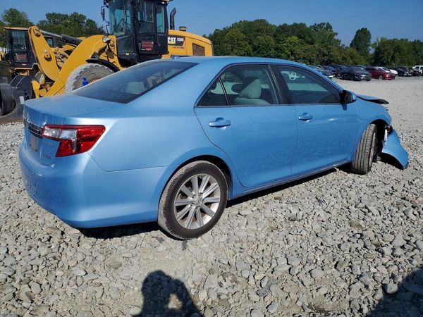 2013 TOYOTA CAMRY
