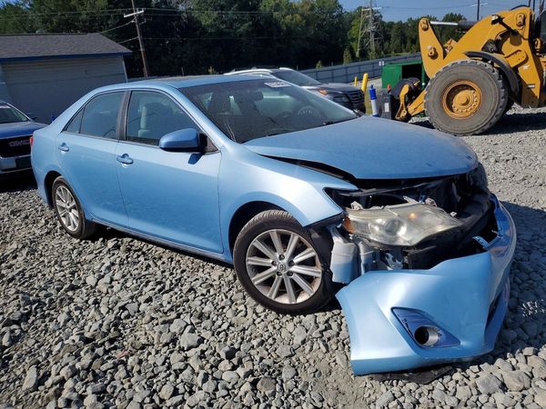 2013 TOYOTA CAMRY