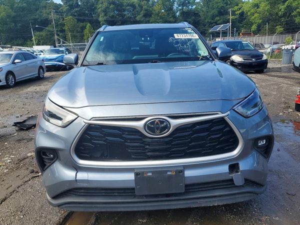 2021 TOYOTA HIGHLANDER