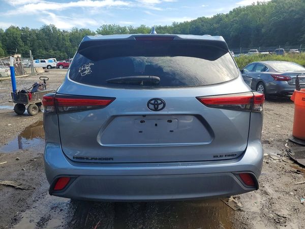 2021 TOYOTA HIGHLANDER