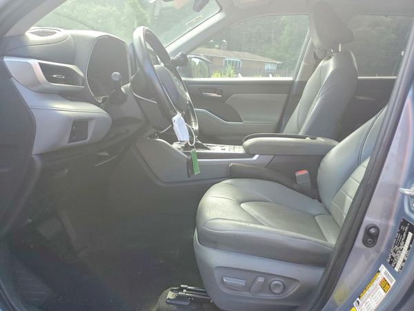 2021 TOYOTA HIGHLANDER