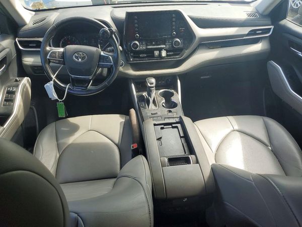 2021 TOYOTA HIGHLANDER