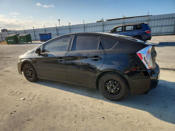 2015 TOYOTA PRIUS