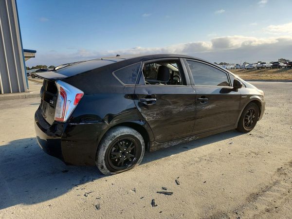 2015 TOYOTA PRIUS