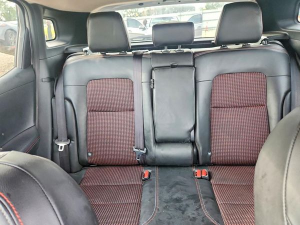 2025 NISSAN KICKS SR — SUVN