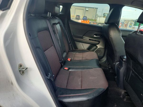 2025 NISSAN KICKS SR — PSRS