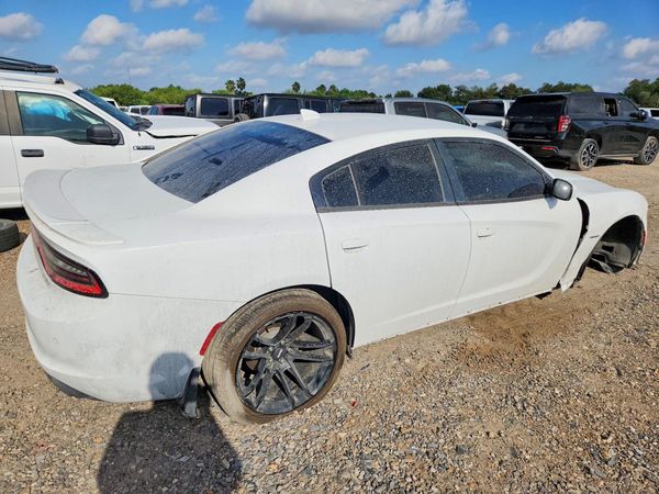 2015 DODGE CHARGER