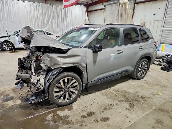 2025 SUBARU FORESTER Touring — Front 3/4