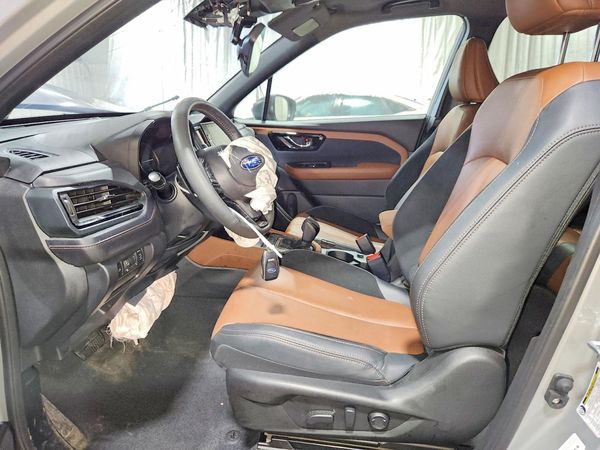 2025 SUBARU FORESTER Touring — DENT