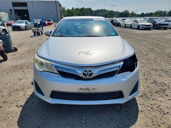 2013 TOYOTA CAMRY