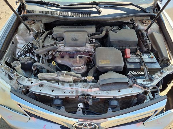 2013 TOYOTA CAMRY