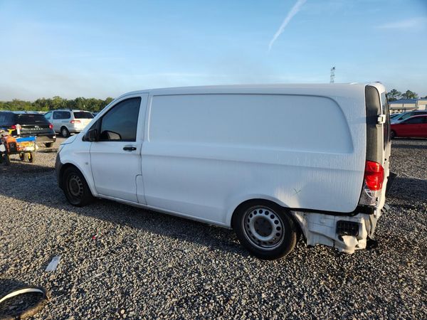 2017 MERCEDES-BENZ METRIS