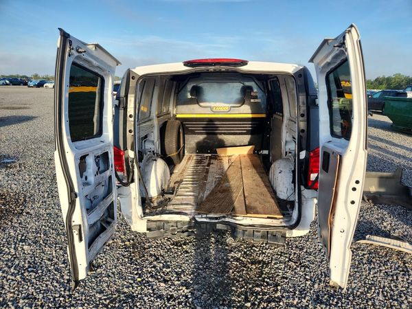2017 MERCEDES-BENZ METRIS