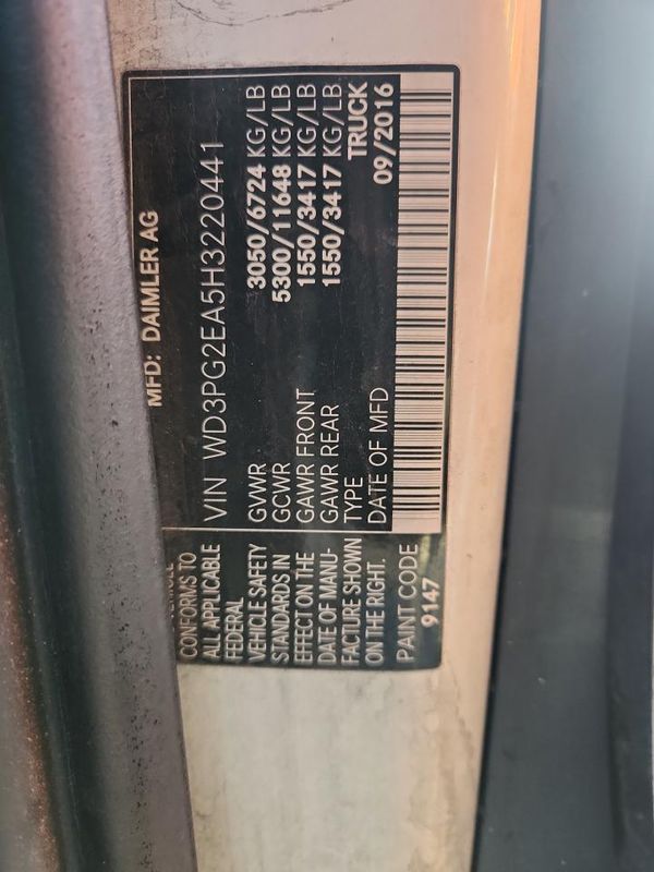 2017 MERCEDES-BENZ METRIS