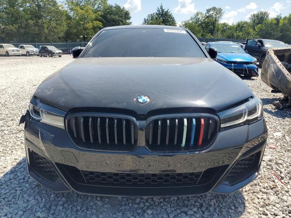 2023 BMW 530