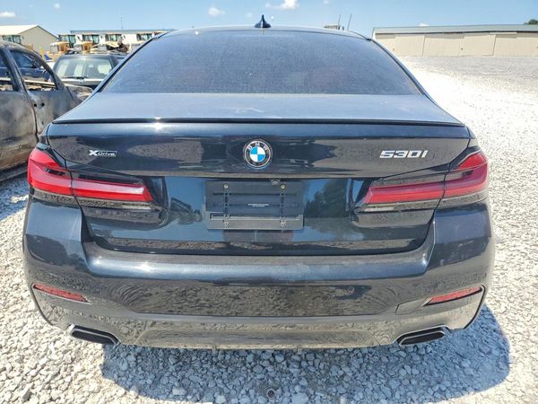 2023 BMW 530