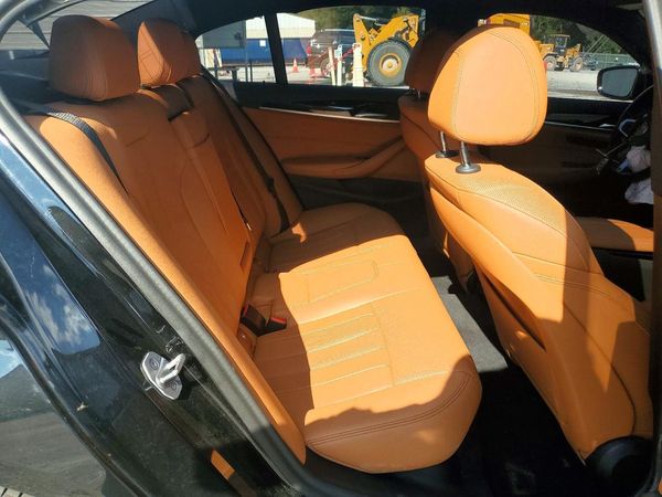 2023 BMW 530