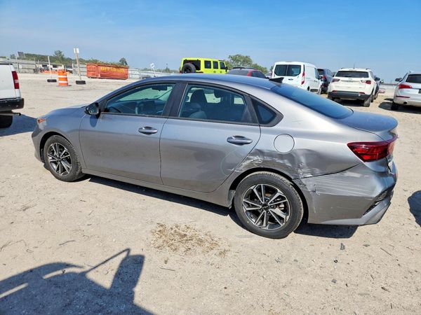 2022 KIA FORTE