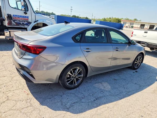 2022 KIA FORTE