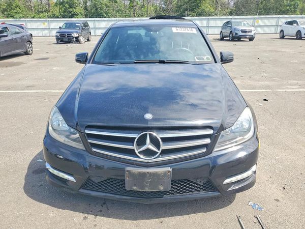 2014 MERCEDES-BENZ C
