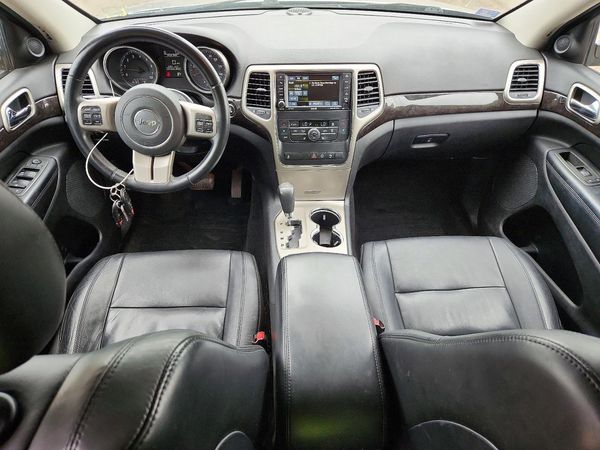 2013 JEEP GRAND CHER Laredo