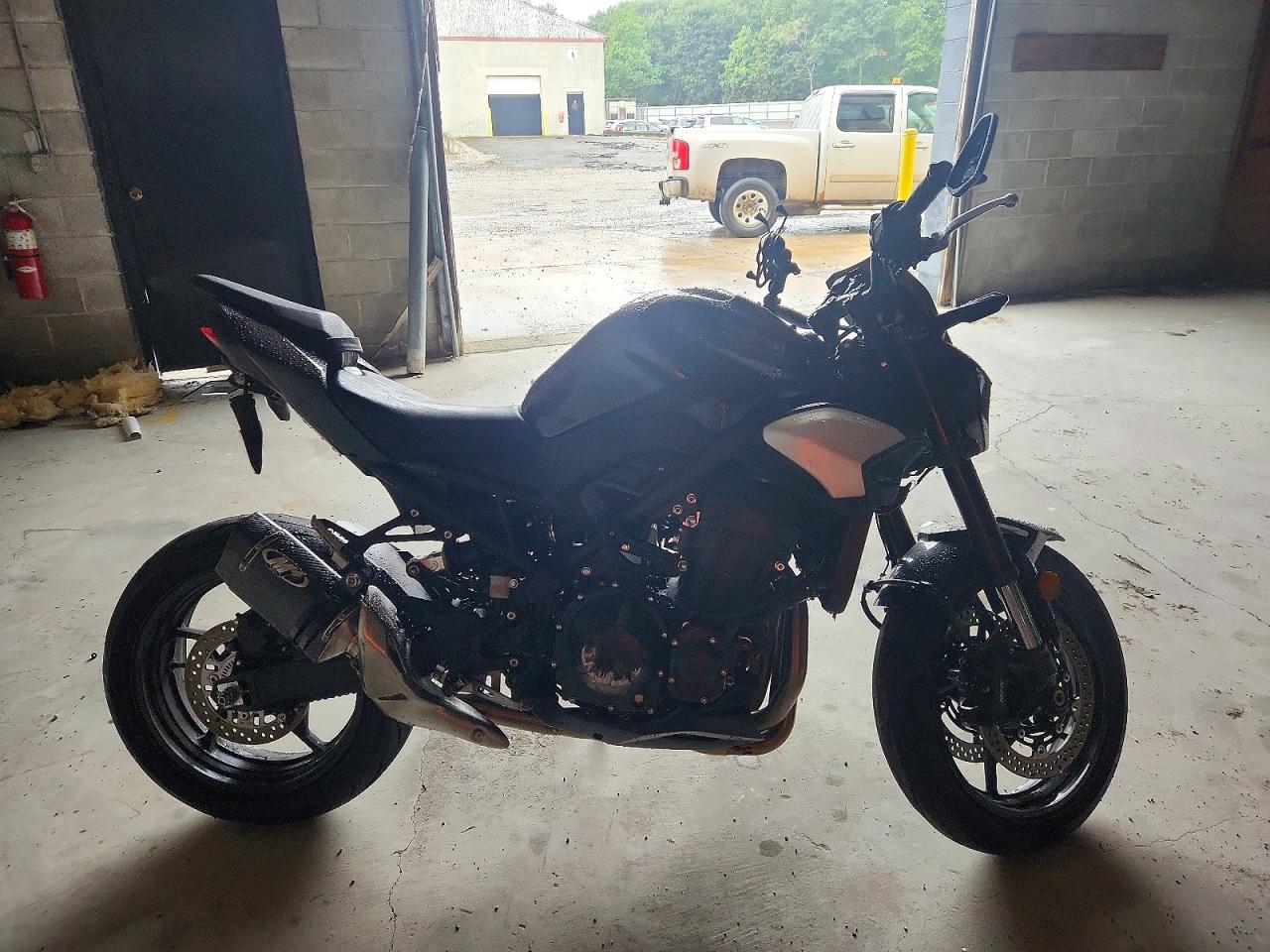 2025 KAWASAKI ZR900 S