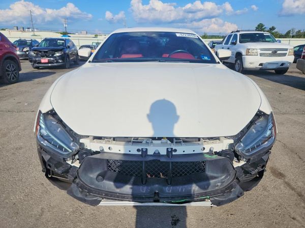 2018 MASERATI GHIBLI Luxury