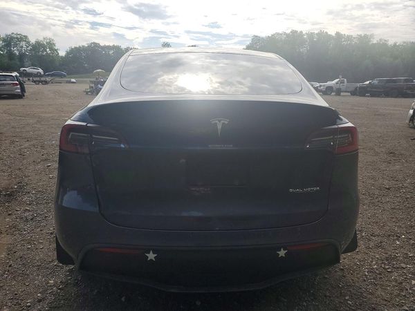 2020 TESLA MODEL Y