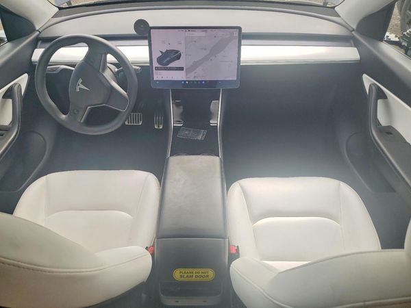 2020 TESLA MODEL Y