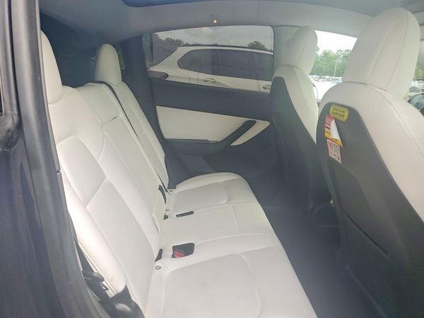 2020 TESLA MODEL Y