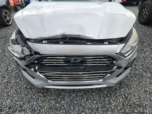 2019 HYUNDAI SONATA Eco Turbo, SE — Engine bay