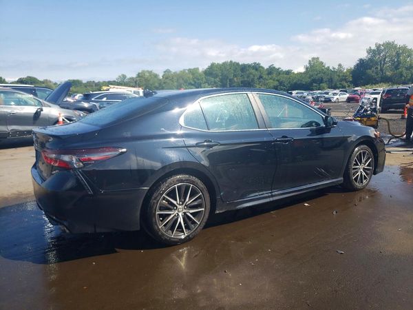 2024 TOYOTA CAMRY