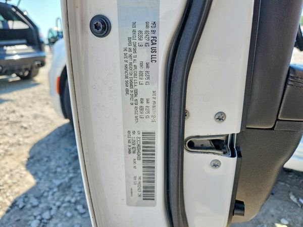 2017 CHRYSLER 300 Limited