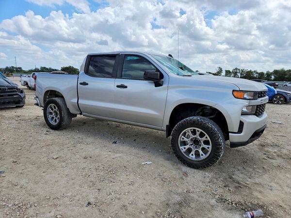 2020 CHEVROLET SILVERADO Custom — Passenger 3/4