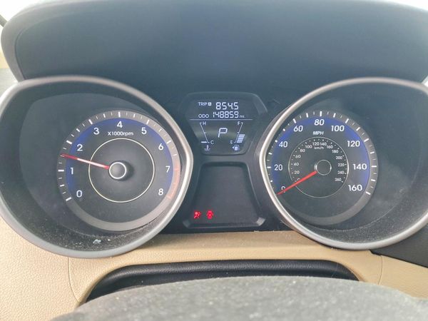 2012 HYUNDAI ELANTRA GLS(Middle grade)