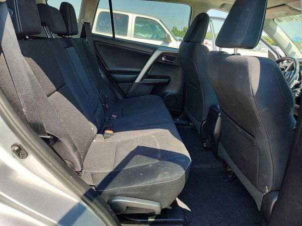 2016 TOYOTA RAV4 XLE (M Grade)