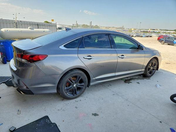 2018 HYUNDAI SONATA