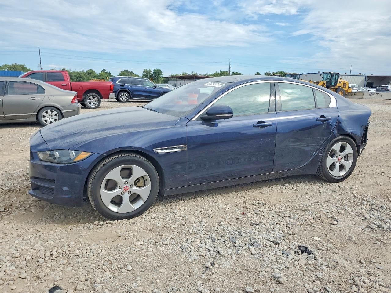 2018 JAGUAR XE